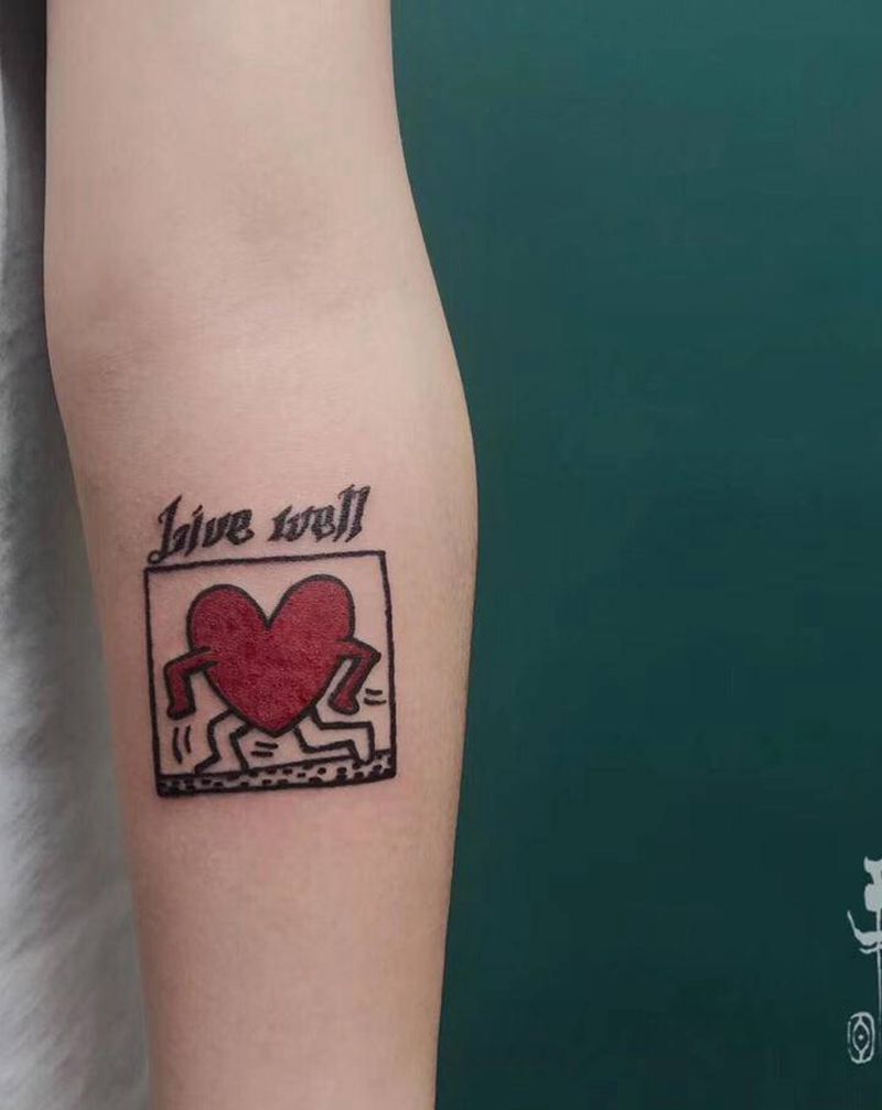 权志龙同款纹身图片_手臂New School花体字纹身图案