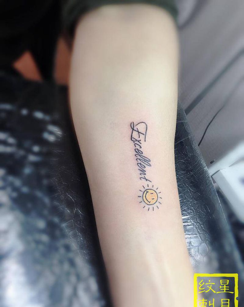 小清新字母纹身图片_手臂花体字纹身图案