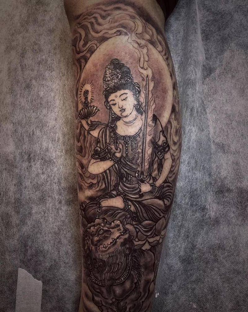 文殊小腿单面纹身图片_腿部纹身图案