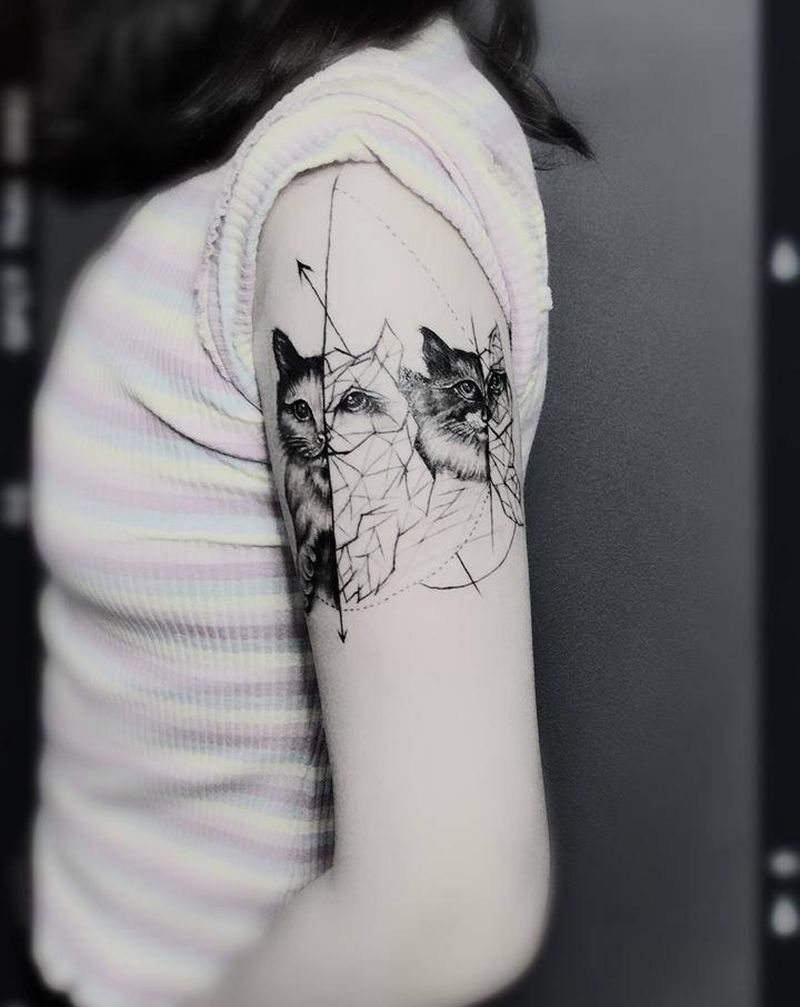 猫纹身图片_手臂几何纹身图案