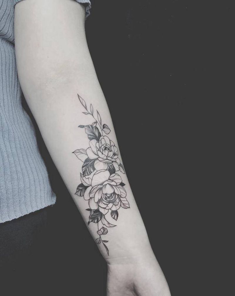 小臂素花纹身纹身图片_手臂素花纹身图案