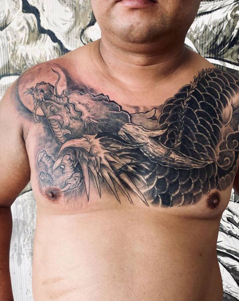 遮盖过肩龙纹身图片_胸部新传统龙纹身图案