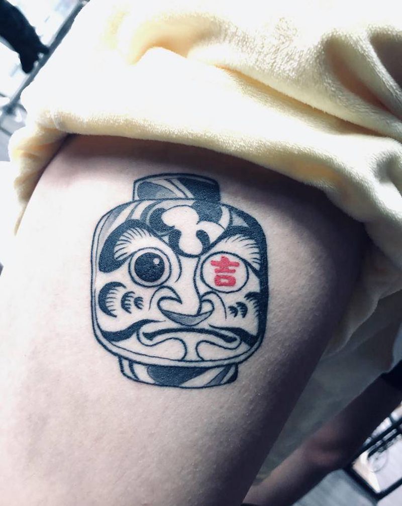 达摩蛋纹身图片_腿部纹身图案