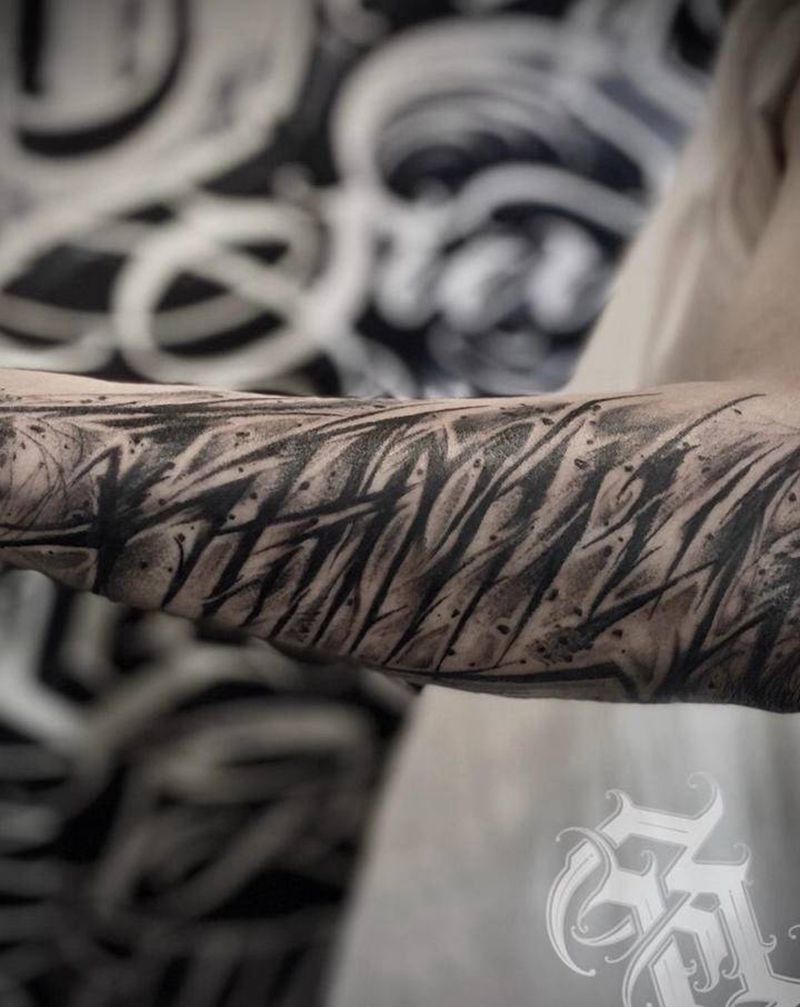 花体纹身图片_手臂花体字纹身图案