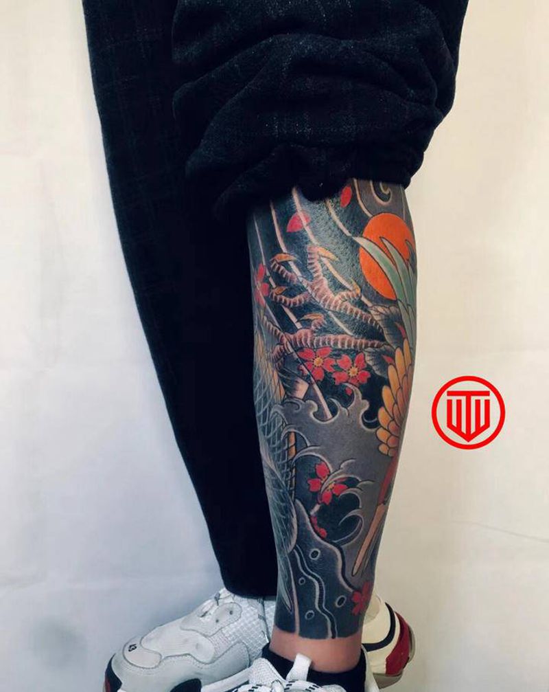 老传统风格纹身图片_腿部老传统纹身图案