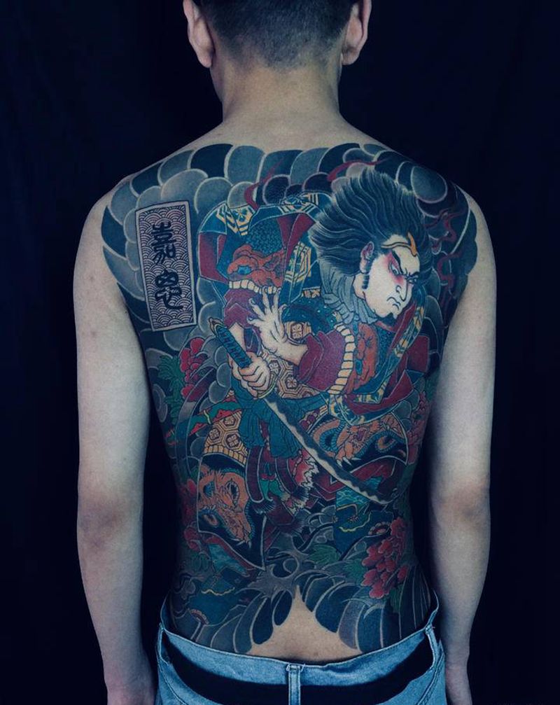 日式满背纹身图片_背部老传统纹身图案