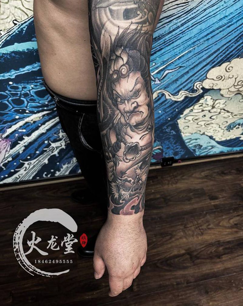 不动明王纹身图片_手臂新传统纹身图案