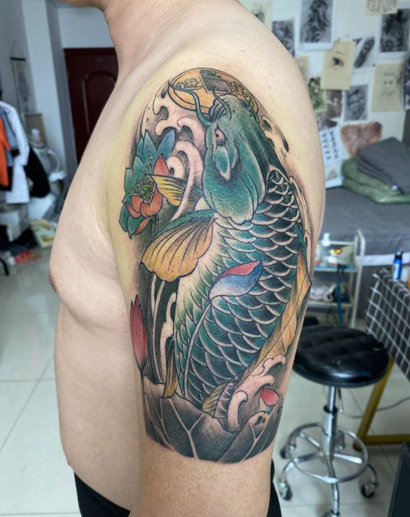 锦鲤纹身图片_手臂新传统纹身图案