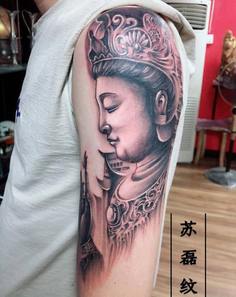 问佛纹身图片_肩部新传统纹身图案