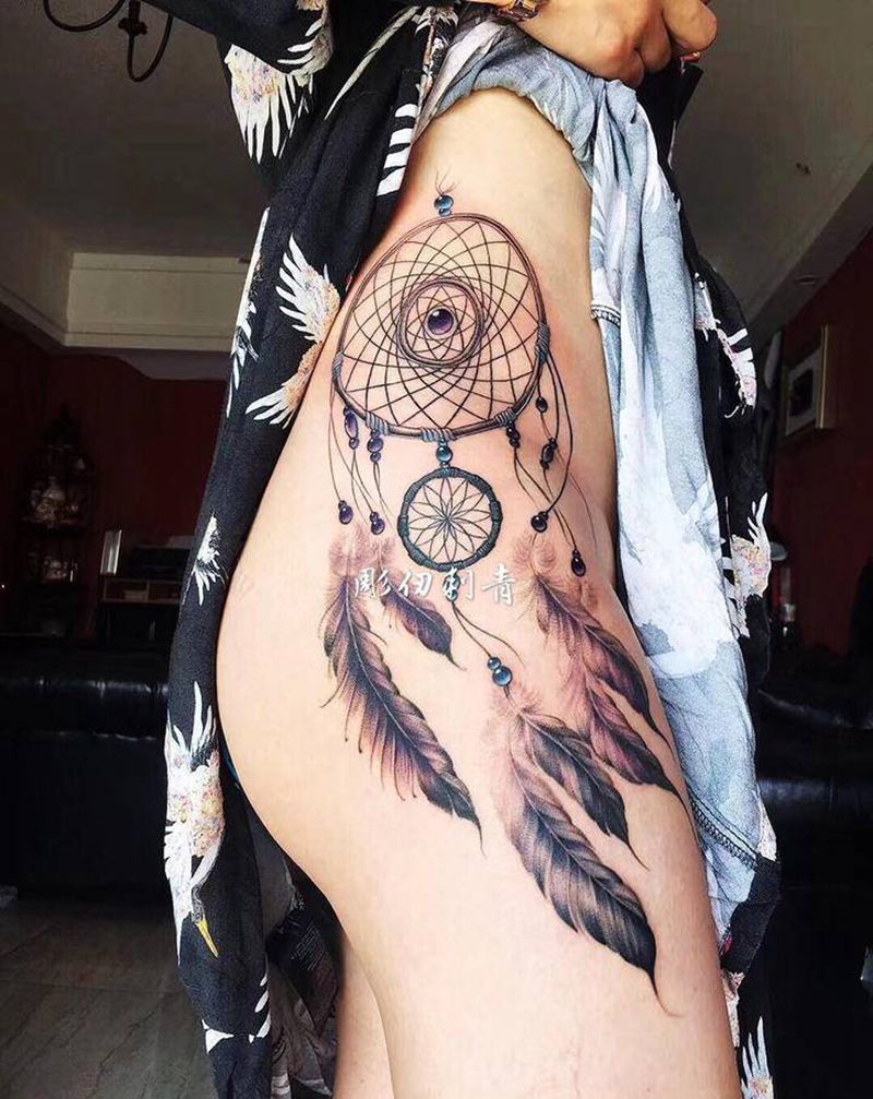 捕梦网纹身图片_臀部纹身图案