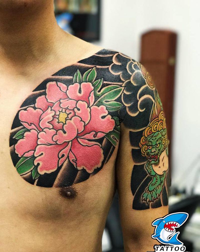 半胛纹身图片_手臂老传统纹身图案