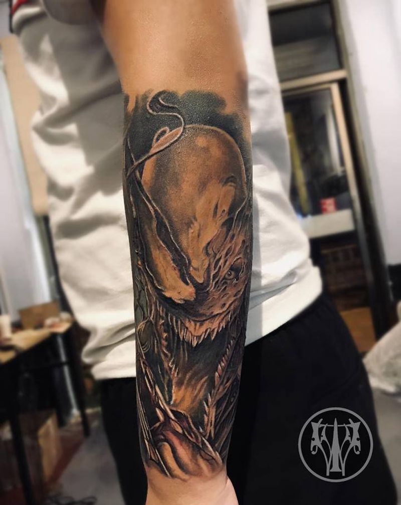 毒液化金刚狼纹身图片_手臂欧美写实纹身图案