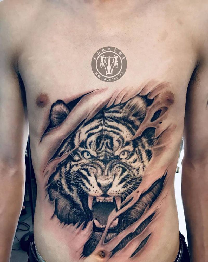 老虎 恢复后上彩色纹身图片_腹部欧美写实老虎  虎头纹身图案