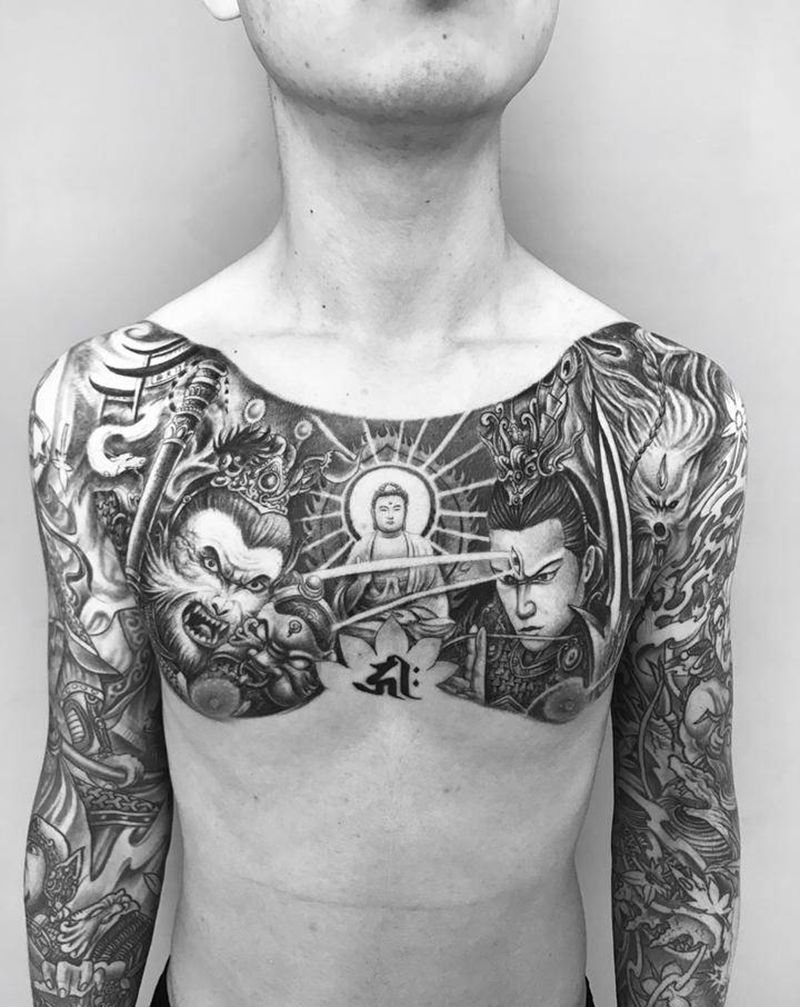 花胸纹身图片_胸部新传统纹身图案