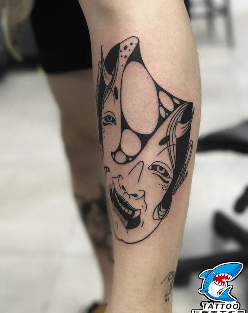 能面纹身图片_腿部纹身图案
