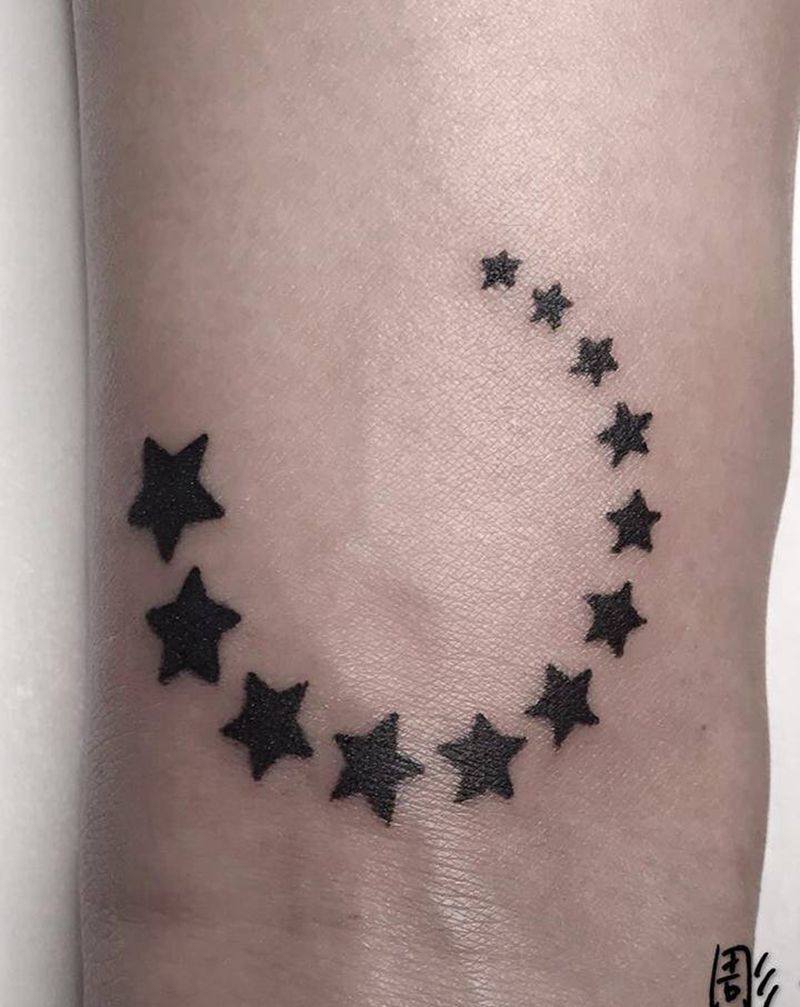 五角星纹身图片_图腾纹身图案