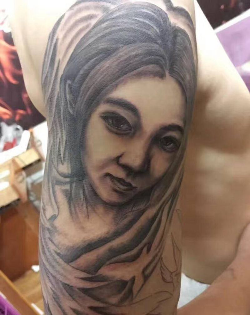 人像纹身图片_手臂纹身图案