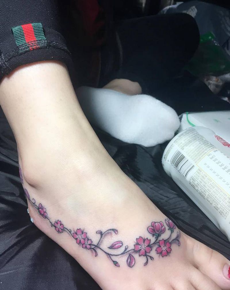 原创纹身图片_脚部纹身图案