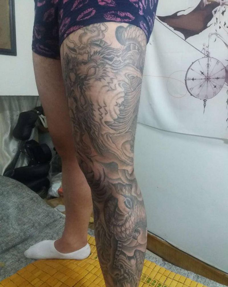 六年前的作品纹身图片_腿部纹身图案