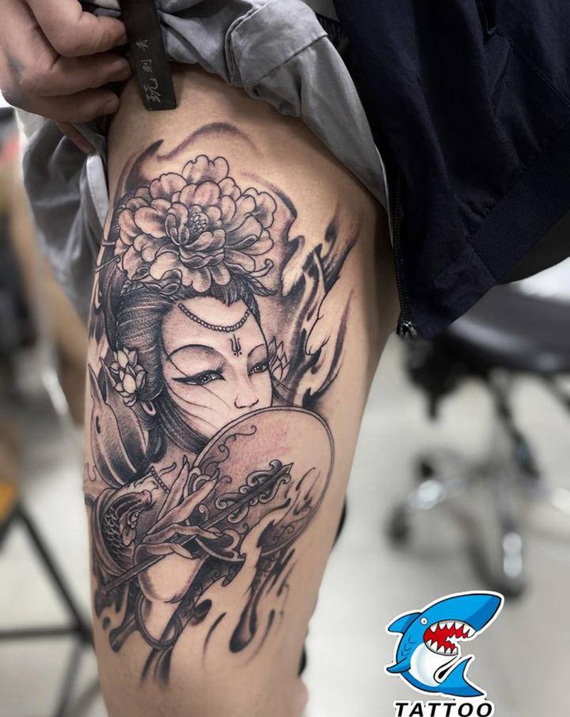 艺妓纹身图片_腿部新传统纹身图案