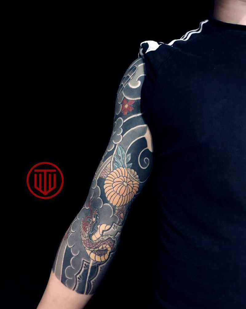 恢复一年后纹身图片_手臂老传统纹身图案