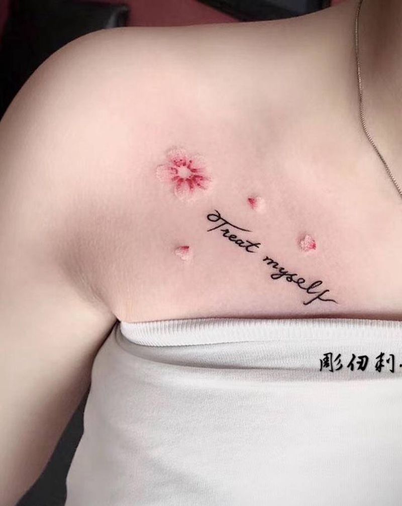 小清新纹身图片_肩部纹身图案