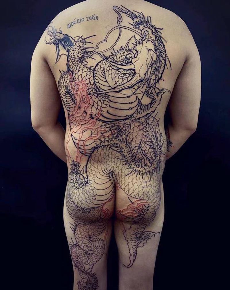 蛟龙纹身图片_臀部背部新传统老传统蛟龙之勾线纹身图案