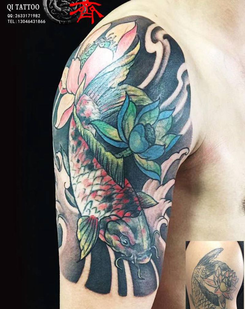 老图修改纹身图片_肩部老传统大臂鲤鱼纹身图案