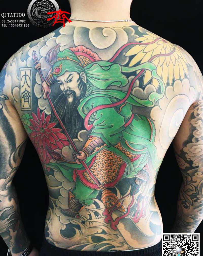 满背关公纹身图片_背部老传统纹身图案