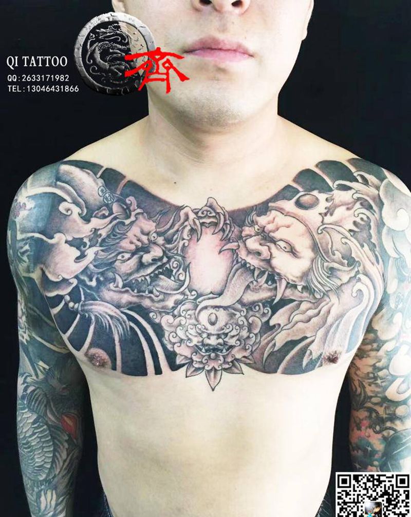 黑白无常纹身图片_胸部新传统纹身图案