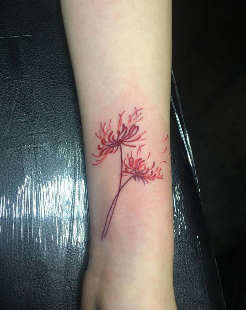 彼岸花纹身图片_手臂彼岸花小清新纹身图案