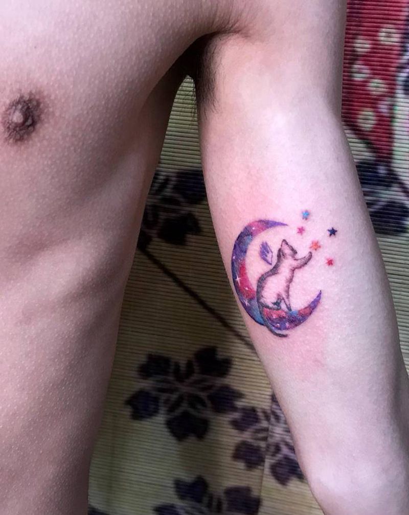 小猫仔纹身图片_手臂猫咪纹身图案