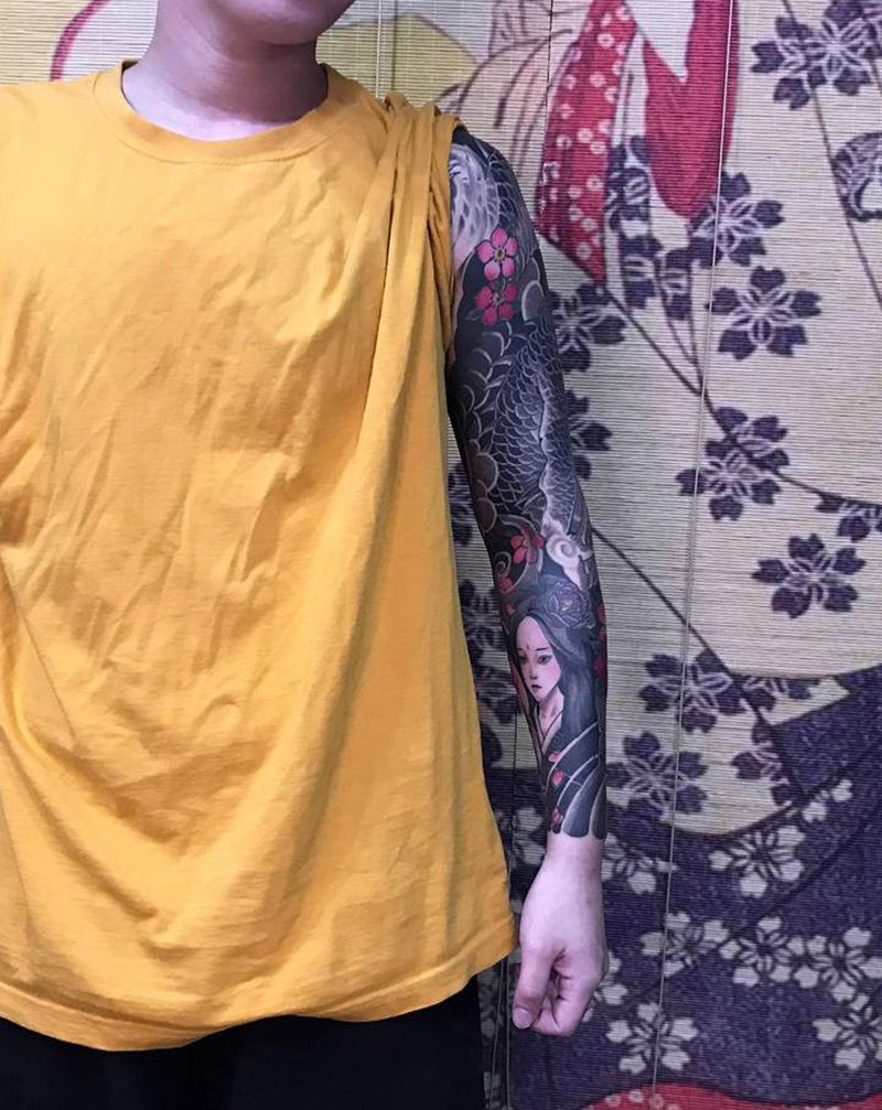 龙女花臂完成，右臂下次完结纹身图片_手臂新传统女龙纹身图案