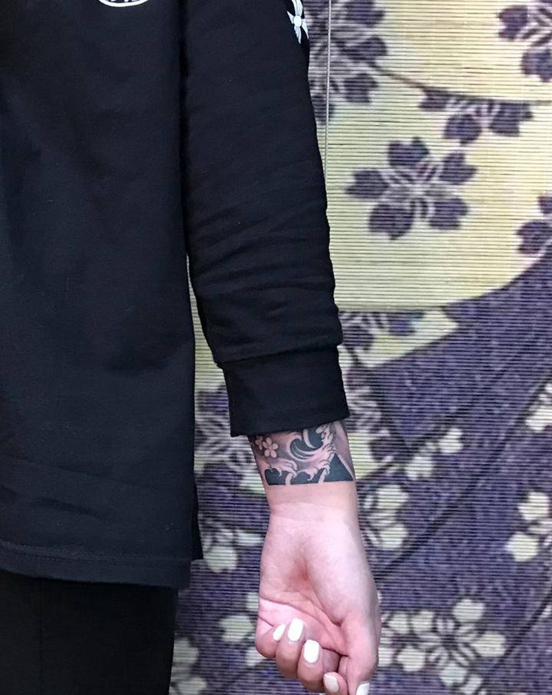 这花臂，真臂环纹身图片_手臂老传统纹身图案