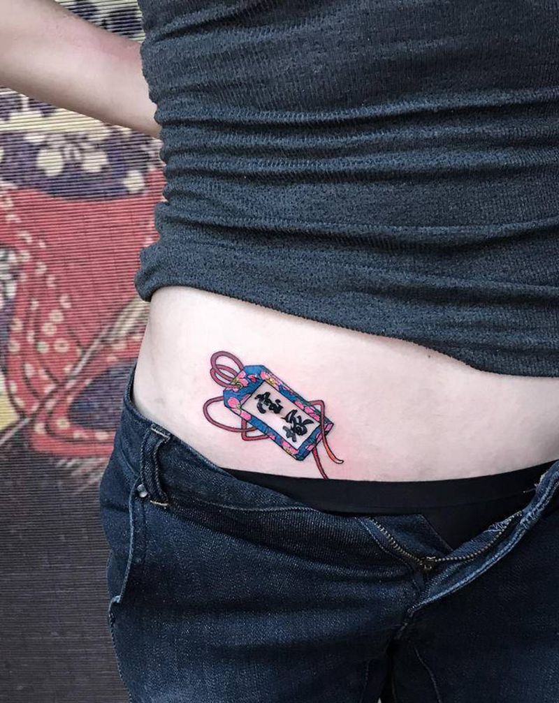 宝塚纹身图片_手臂腹部纹身图案