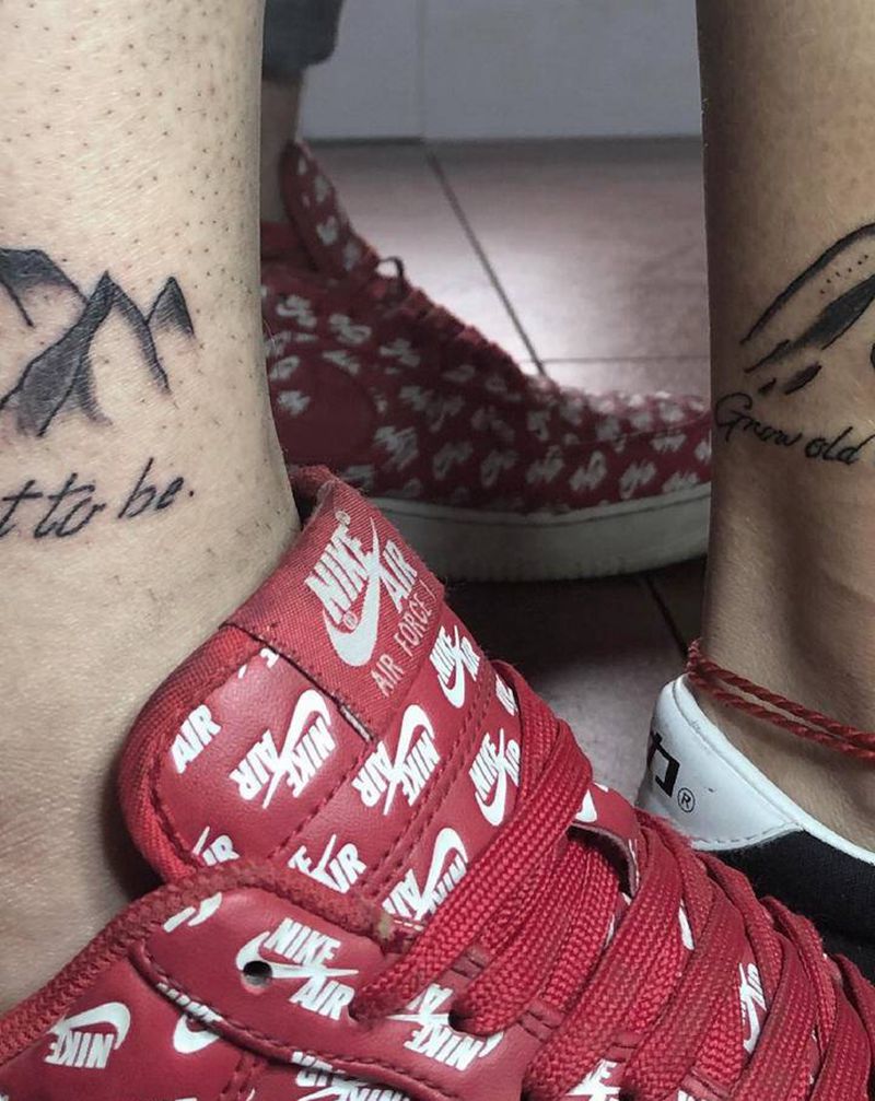 情侣纹身图片_脚部纹身图案