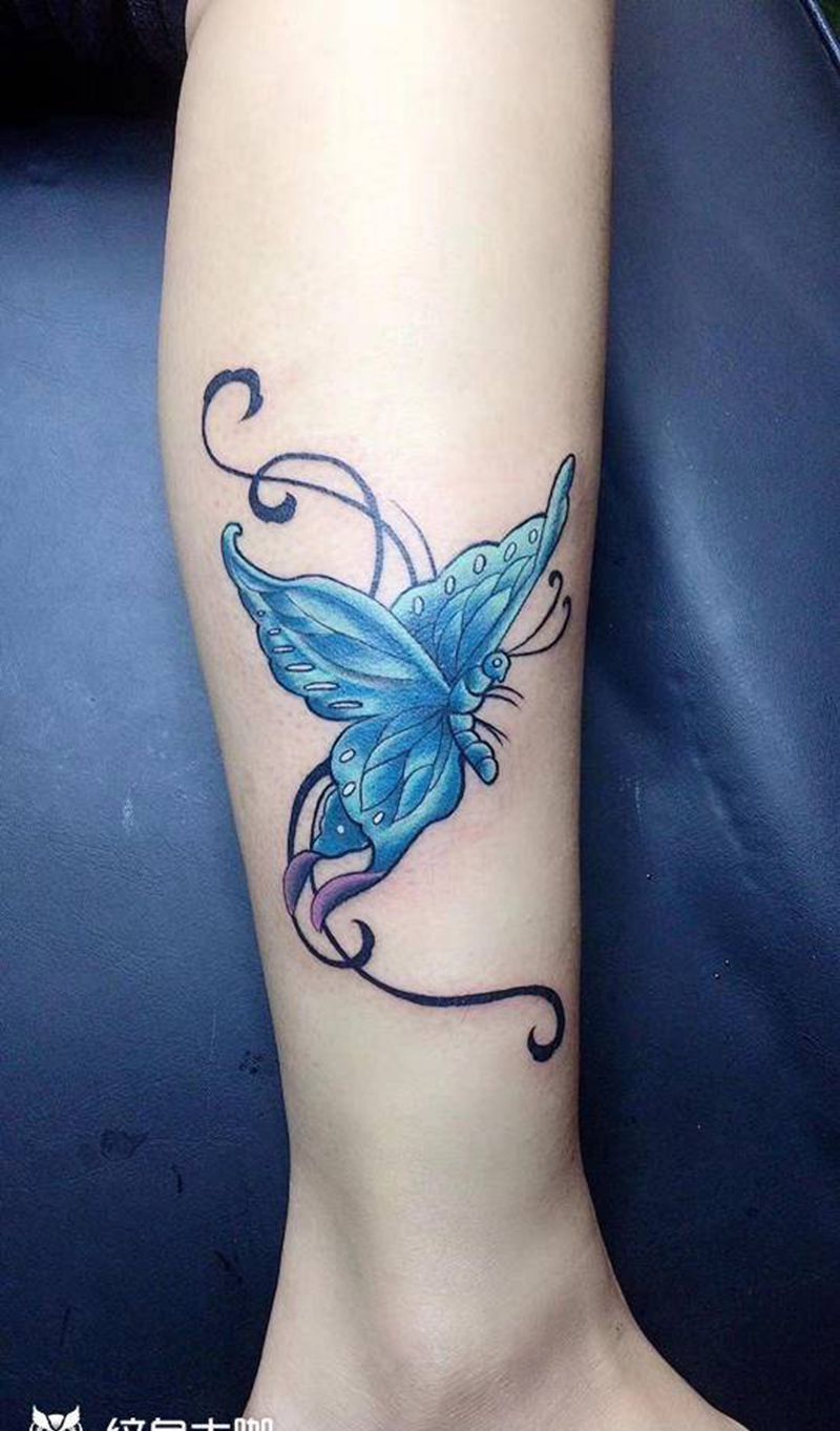 蝴蝶纹身图片_腿部新传统纹身图案