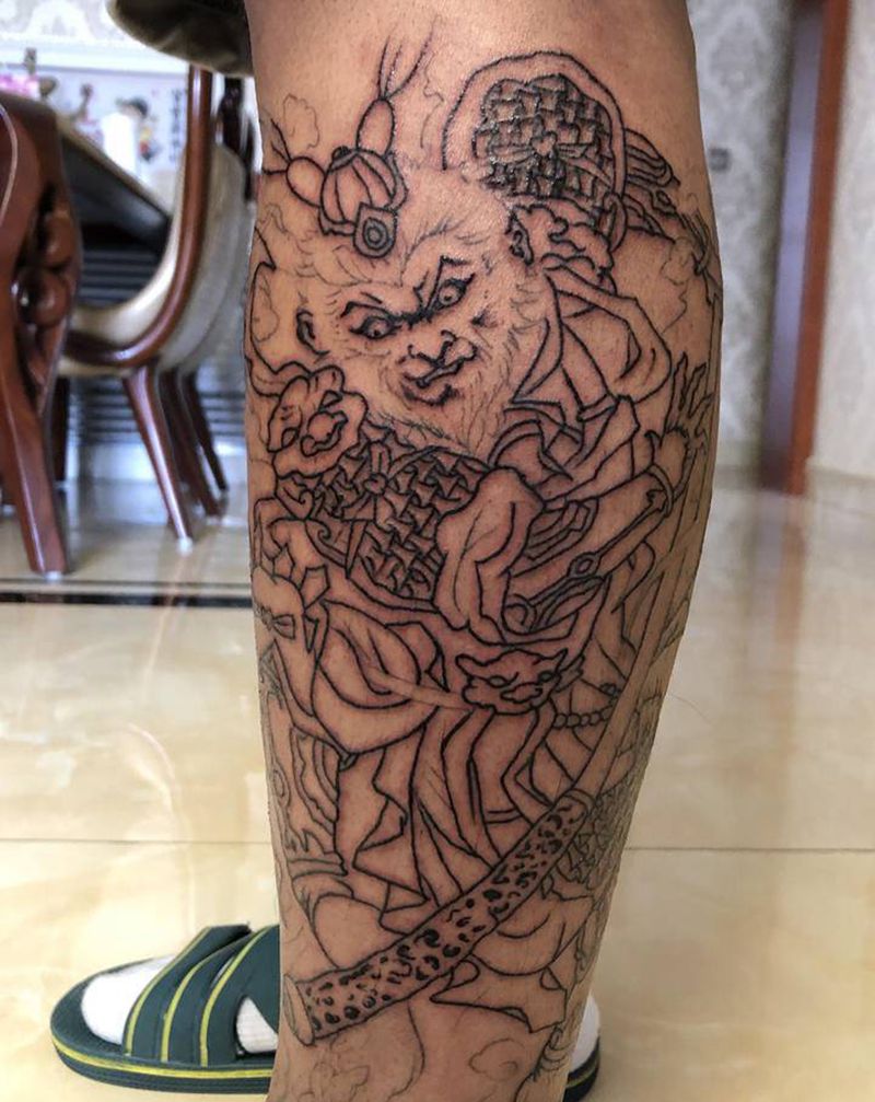 齐天大圣纹身图片_腿部新传统纹身图案