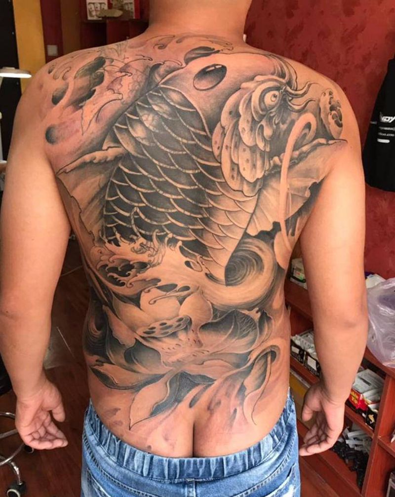 完成纹身图片_背部纹身图案