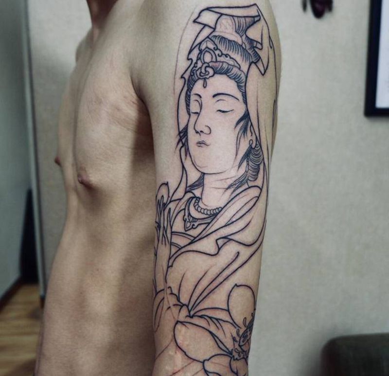 菩萨纹身图片_手臂新传统菩萨纹身图案