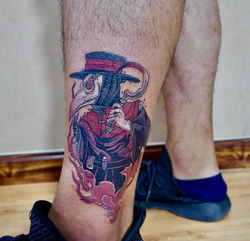 鸟嘴医生遮盖纹身图片_腿部Old School鸟嘴医生遮盖纹身图案