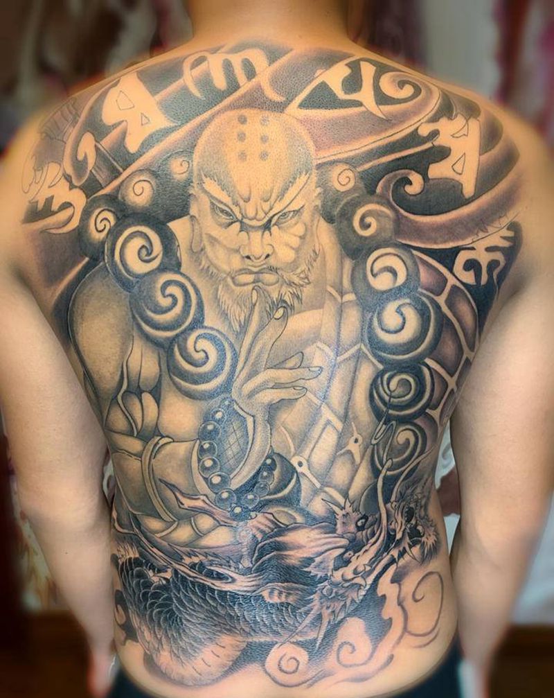 满背纹身图片_背部新传统纹身图案