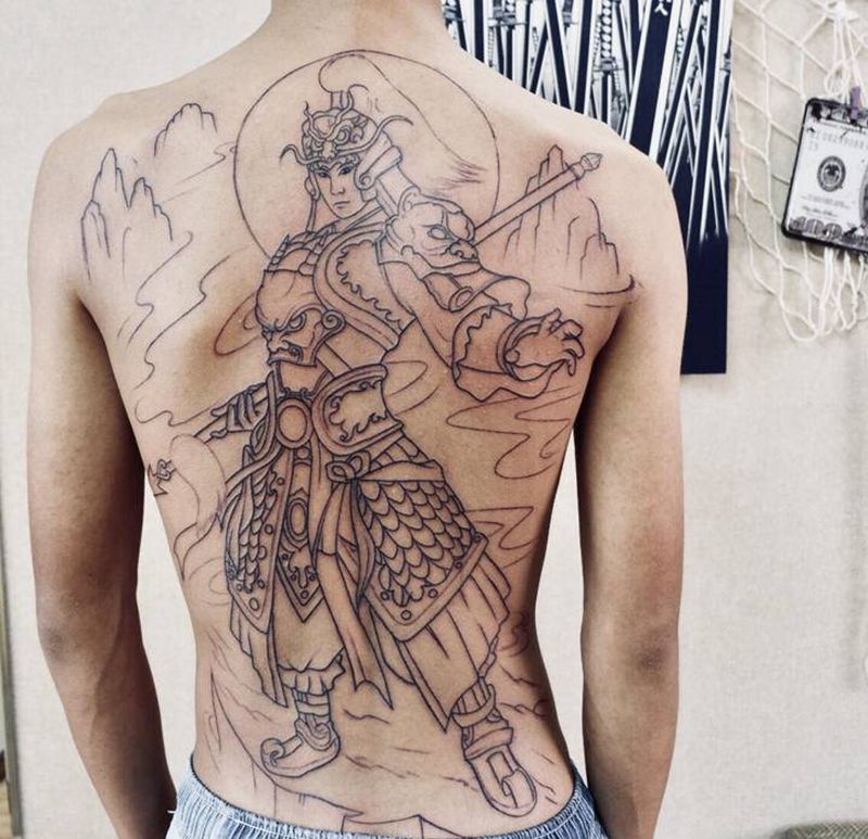 赵云纹身图片_背部新传统赵云纹身图案