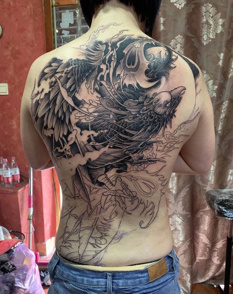 凤凰纹身图片_背部纹身图案