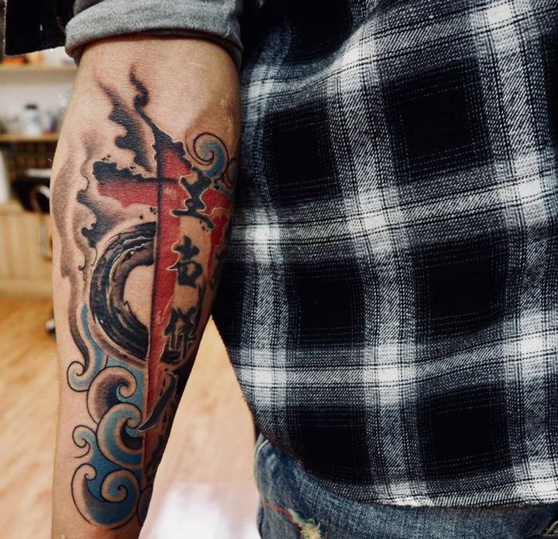 修改纹身图片_手臂水墨水彩纹身图案