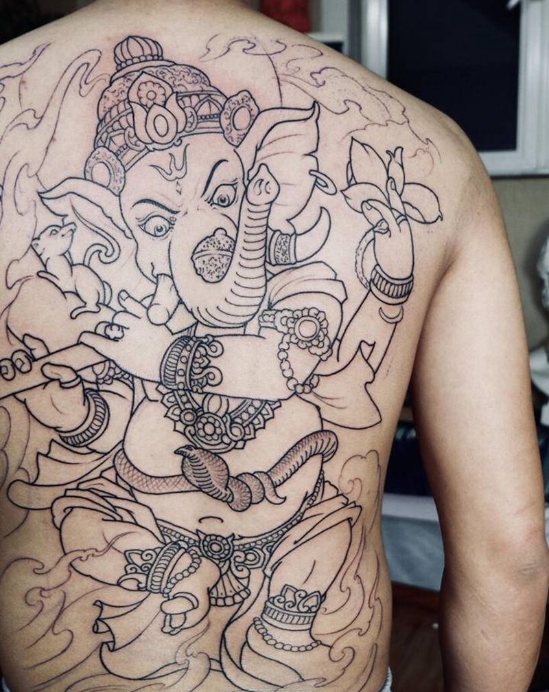 象神纹身图片_背部新传统象神纹身图案
