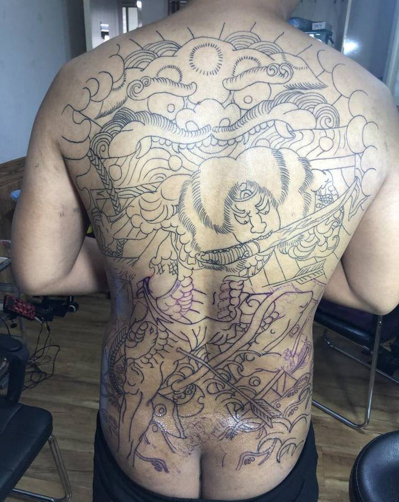 张顺破水门纹身图片_背部老传统纹身图案