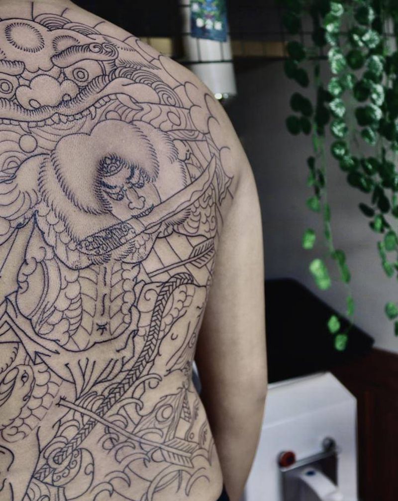 张顺破水门纹身图片_背部老传统张顺破水门纹身图案