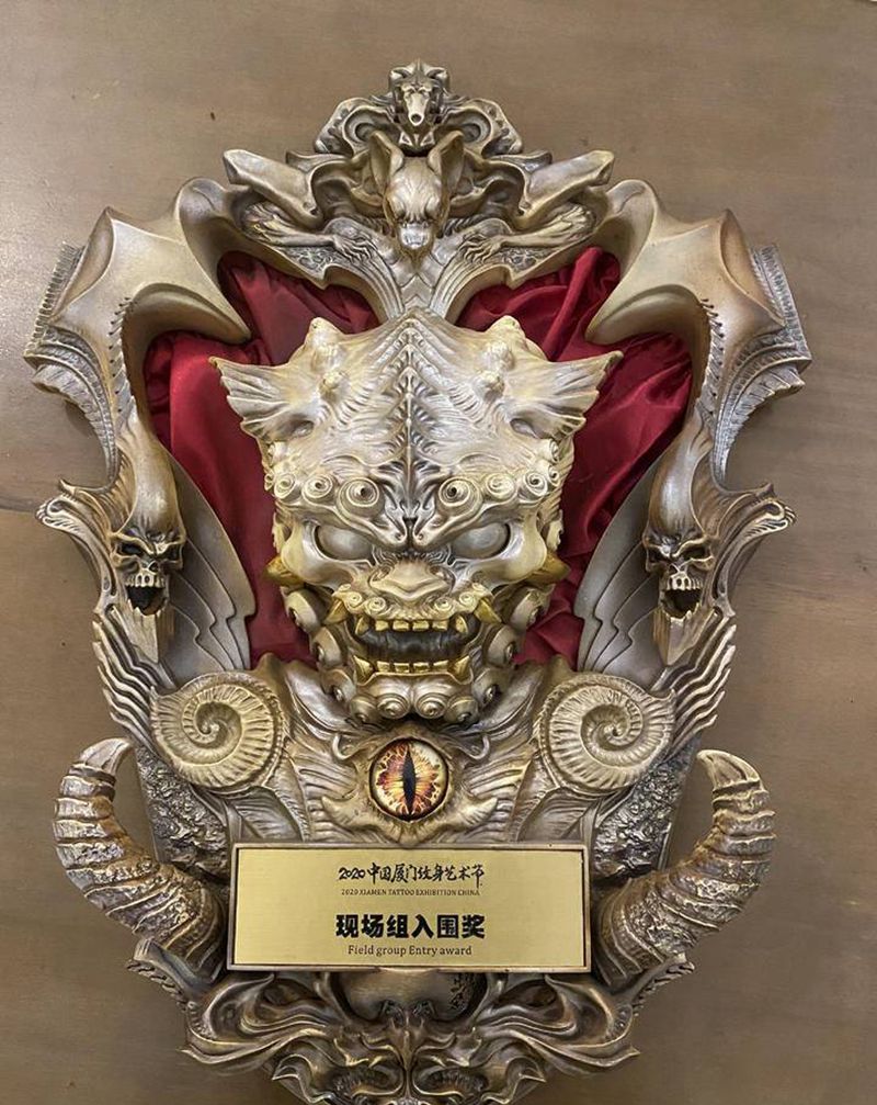 现场组奖牌纹身图片_水墨水彩纹身图案