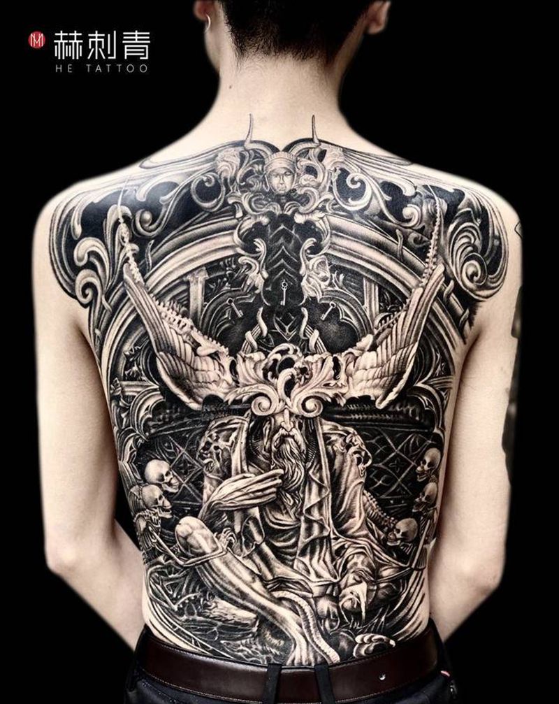 暗黑纹身图片_背部欧美写实纹身图案